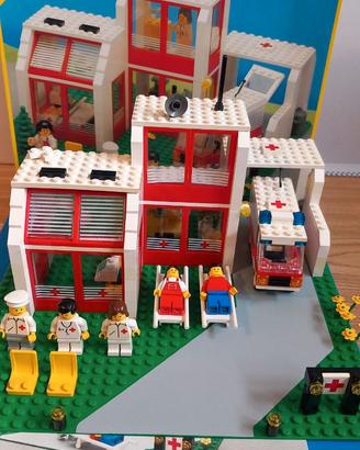 LEGO 6380 Emergency Treatment Center (1987)-Usato