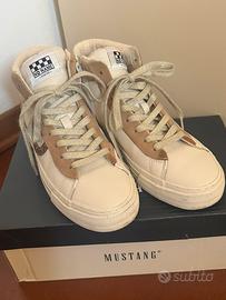 Sneaker alta da donna No Name