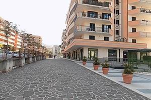 Stanze in Ufficio(utenze comprese)/Caserta città