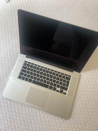 MacBook Pro (Retina, 15.4")