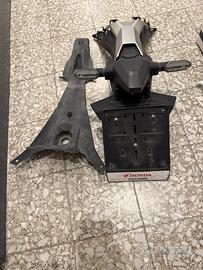 Codolino posteriore originale Honda X-ADV