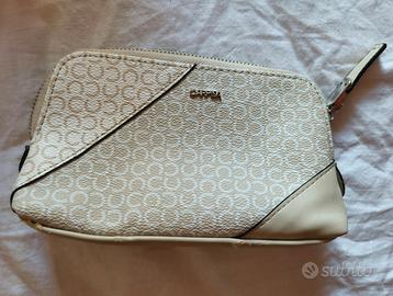 Pochette / necessaire Carpisa