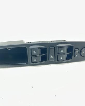 PULSANTIERA ANTERIORE SINISTRA FIAT Punto EVO 7355