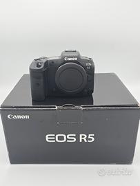 CANON EOS R5