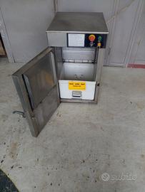 Compattatore rifiuti