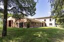 rustico-casale-di-880-m²-con-piu-di-5-locali-e-b