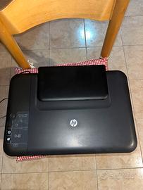 Stampante multifunzione HP Deskjet 2050
