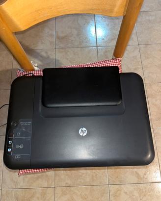 Stampante multifunzione HP Deskjet 2050