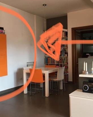 Mobile arancione marca "Poliform"