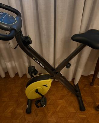 Cyclette pieghevole