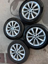 Cerchi con gomme gruppo wv
