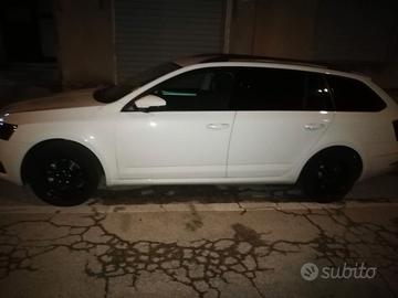 Skoda Octavia Combi 1.5 TSI G-TEC Executive