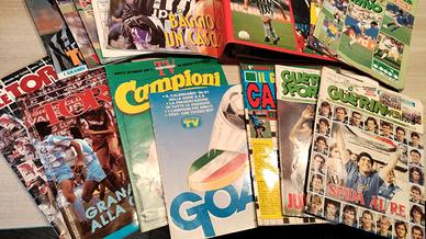 Collezione fascicoli calcio con poster 1980/1990