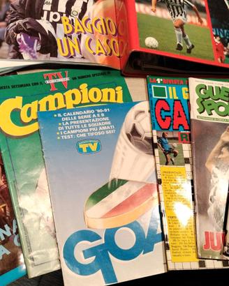 Collezione fascicoli calcio con poster 1980/1990