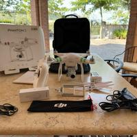 Drone DJI Phantom 3 Standard, in perfetto stato