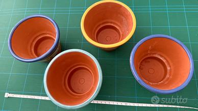 Vasi terracotta decorati Deroma ø13 stock