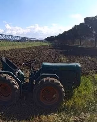 terreno agricolo con pozzo e serra