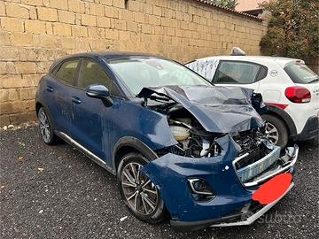 Ford Puma incidentata sinistrata 2022 Titanium X