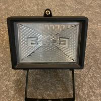 Faretti alogeni  stagni