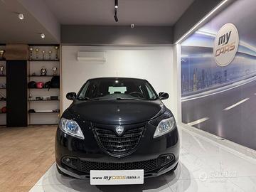 Lancia Ypsilon 1.2 69 CV 5 porte S&S Platinum