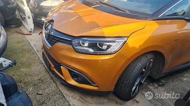 Renault Scenic IV 2020 portiera portellone ponte R