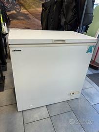 Congelatore a pozzetto