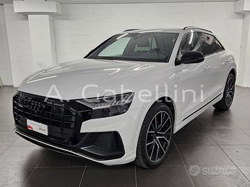 AUDI Q8 - Q8 45 TDI quattro tiptronic