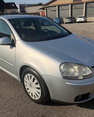 VOLKSWAGEN Golf 1.6 5p. Comfortline senza nessun