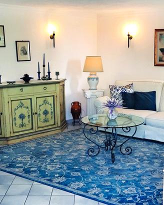 Casa in centro ad Anacapri con ampio giardino