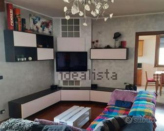 Composizione mobili sala