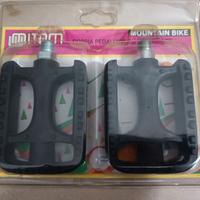 pedali per bicicletta mtb