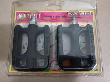 pedali per bicicletta mtb