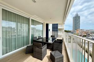 STUPENDO 2 camere 2 bagni PISCINA Jesolo Lido