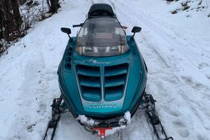 Motoslitta polaris indy trail 500