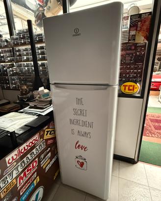 Frigorifero indesit funzionante