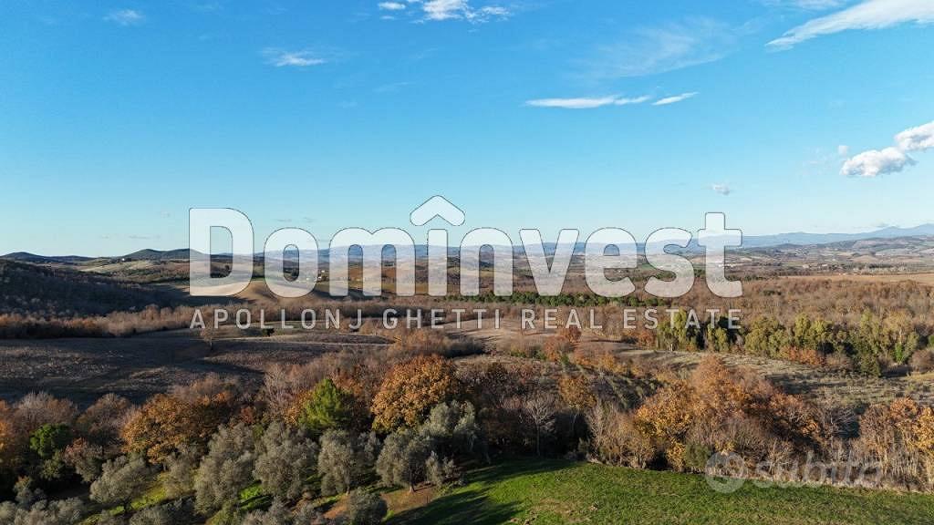 Rustico / Casale di 1000 m² con più di 5 locali a - Vista 5