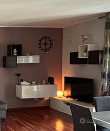 Mobili tv / quadrotti soggiorno IKEA