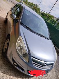 Opel corsa 2010 gpl