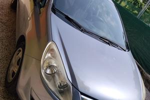 Opel corsa 2010 gpl