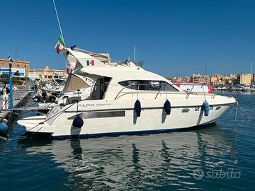 Alpa 36Fly motorizzata CUMMINS 2x370 linea d'asse