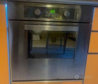 Forno ventilato da incasso Ariston