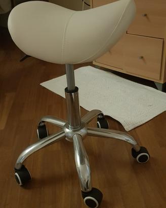 sgabello ergonimico
