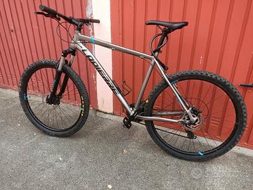 MTB Muscolare LAPIERRE
