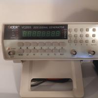 Generatore d'onda Victor VC2003