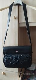 Borsa Tracolla Nera  Guess