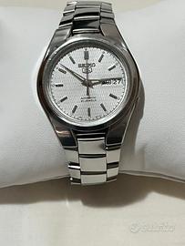 Seiko 5