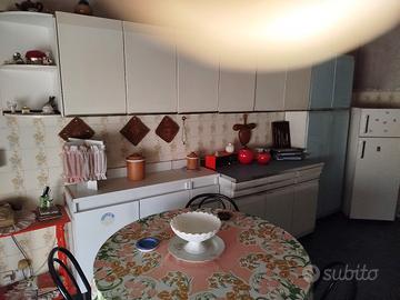 cucina componibile SCAM anni 60 in metallo