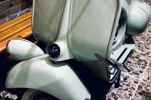 Vespa faro basso 1954