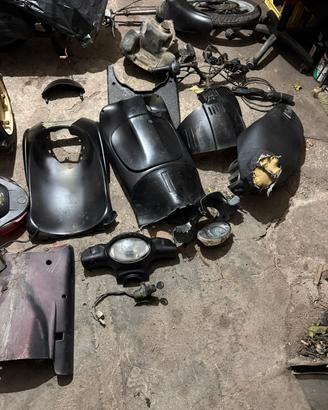 pezzi di ricambio Scarabeo 125 