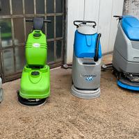 Lavasciuga pavimenti a batteria funzionanti
